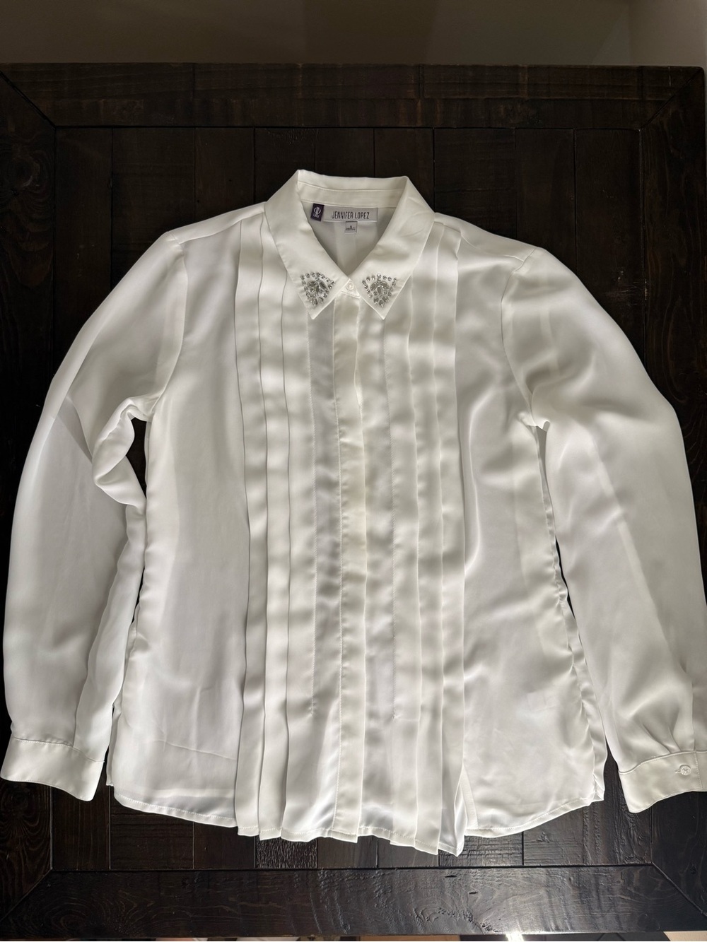 Jennifer Lopez White Pleated Blouse with Embellished Collar - Picture 2 of 8